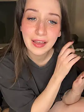 Snapshot of nerdynina chatting on January 18, 2026, 1:31 am nerdynina online show from January 18, 2026, 1:31 am