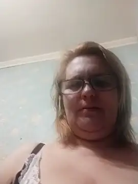 Forest-Lady online show from November 20, 2025, 7:30 am