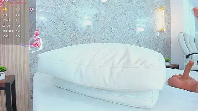 Snapshot of ximena_case chatting on December 23, 2024, 8:55 am ximena case online show from December 23, 2024, 8:55 am