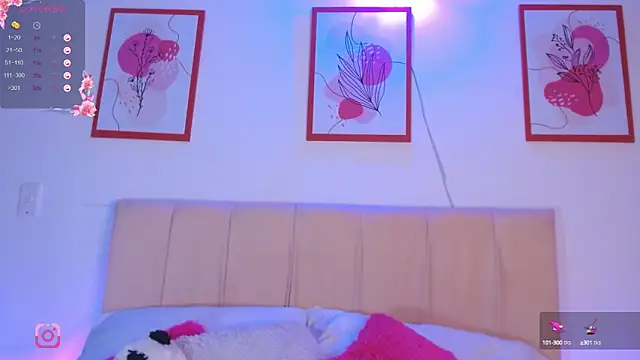 Snapshot of elianabrown chatting on January 29, 2025, 10:43 pm elianabrown online show from January 29, 2025, 10:43 pm