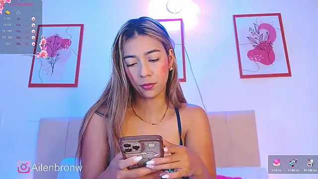 Snapshot of elianabrown chatting on February 4, 2025, 8:38 pm elianabrown online show from February 4, 2025, 8:38 pm