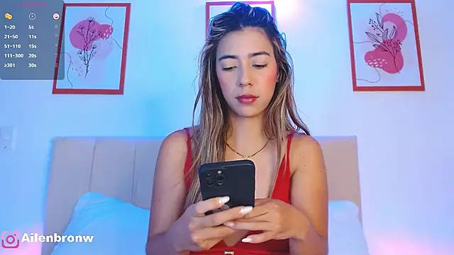 Snapshot of elianabrown chatting on February 25, 2025, 12:47 am elianabrown online show from February 25, 2025, 12:47 am