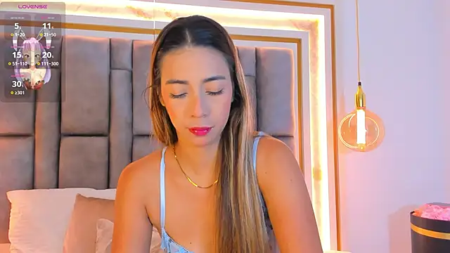 Snapshot of elianabrown chatting on December 2, 2025, 10:05 pm elianabrown online show from December 2, 2025, 10:05 pm