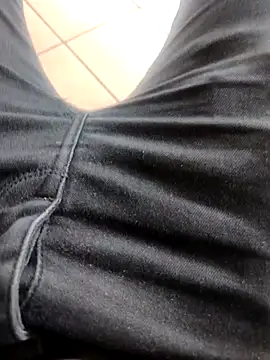 Snapshot of TornadoStorm35 chatting on November 7, 2025, 2:39 pm TornadoStorm35 online show from November 7, 2025, 2:39 pm