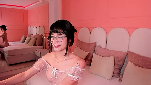 Snapshot of emilly_williams_ chatting on January 2, 2025, 5:39 pm emilly williams online show from January 2, 2025, 5:39 pm
