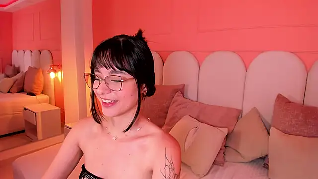 Snapshot of emilly_williams_ chatting on February 27, 2025, 8:09 pm emilly williams online show from February 27, 2025, 8:09 pm