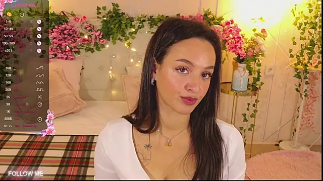 Lolly Neal online show from October 15, 2025, 5:07 am