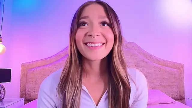 Victoria Adams14 online show from October 23, 2025, 3:06 am