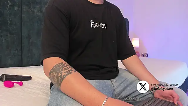 kataleyandliam online show from March 4, 2025, 7:32 pm