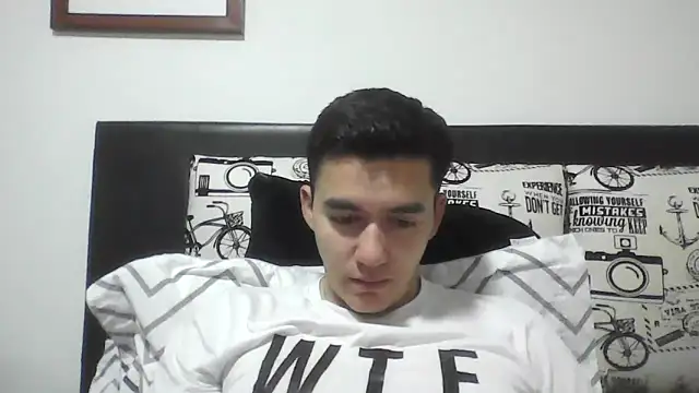 Snapshot of Estebitan_vm chatting on March 14, 2026, 4:18 am Estebitan vm online show from March 14, 2026, 4:18 am