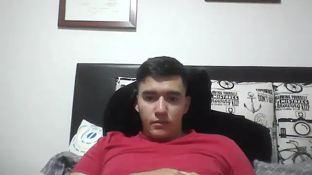 Snapshot of Estebitan_vm chatting on April 13, 2026, 3:01 am Estebitan vm online show from April 13, 2026, 3:01 am