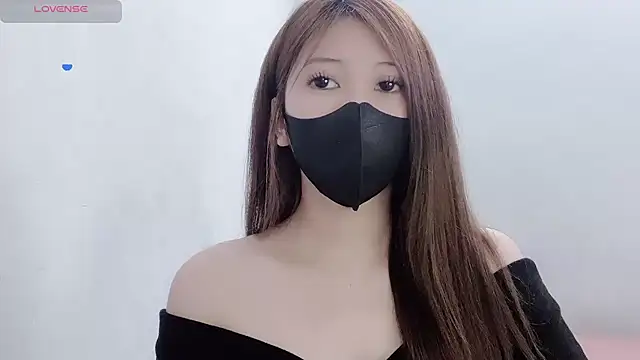 tanhxiu online show from March 22, 2026, 10:18 am