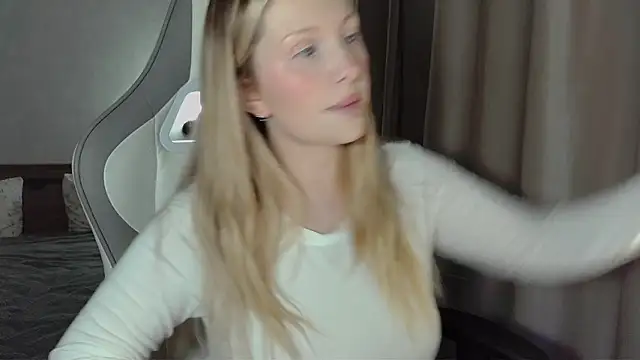 x ivy x online show from February 15, 2026, 5:20 pm