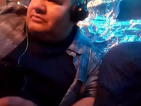 Snapshot of thecoolarrow chatting on December 30, 2024, 7:26 am thecoolarrow online show from December 30, 2024, 7:26 am