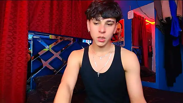 Snapshot of Luke_Howland chatting on October 7, 2025, 12:19 am Luke Howland online show from October 7, 2025, 12:19 am