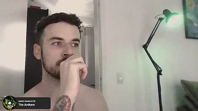 Snapshot of sexxxsutra chatting on February 16, 2025, 6:32 pm sexxxsutra online show from February 16, 2025, 6:32 pm