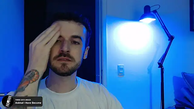 Snapshot of sexxxsutra chatting on March 10, 2025, 10:24 pm sexxxsutra online show from March 10, 2025, 10:24 pm