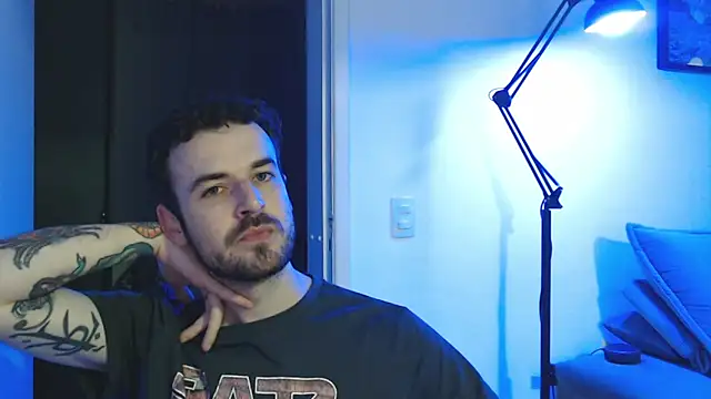 Snapshot of sexxxsutra chatting on March 17, 2025, 1:03 am sexxxsutra online show from March 17, 2025, 1:03 am