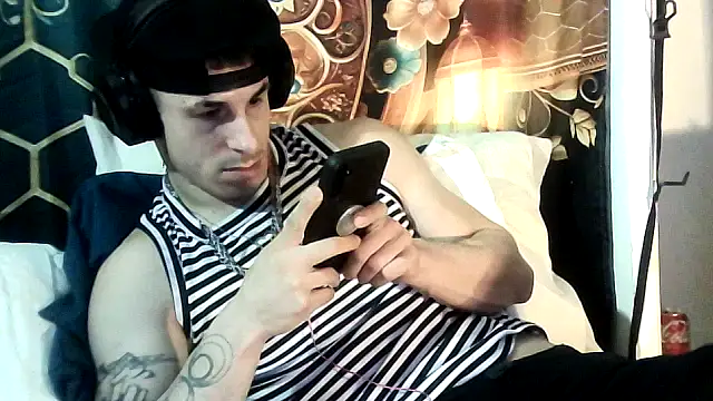 --D-a-D-D-y- online show from November 9, 2025, 7:50 am