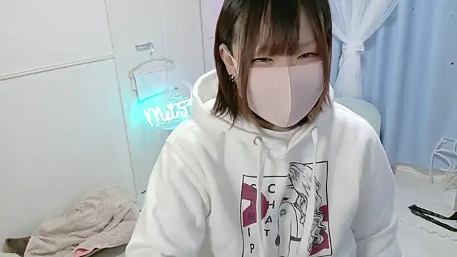 Snapshot of MEI--55 chatting on January 31, 2025, 12:07 pm MEI--55 online show from January 31, 2025, 12:07 pm