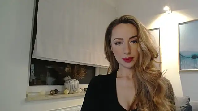 JulietteDiamond online show from March 7, 2025, 4:11 pm