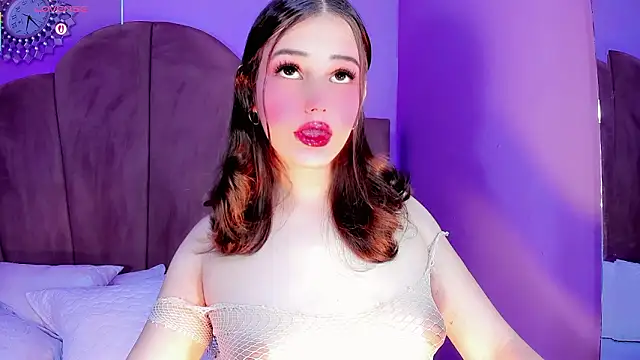 Snapshot of ValeriaAguilar chatting on February 22, 2026, 9:57 pm ValeriaAguilar online show from February 22, 2026, 9:57 pm