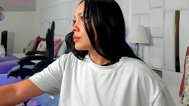 Snapshot of ginebra_ness chatting on December 26, 2024, 5:30 pm ginebra ness online show from December 26, 2024, 5:30 pm