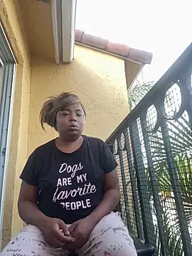 JCCaramelbarbie1 online show from December 18, 2025, 2:45 pm