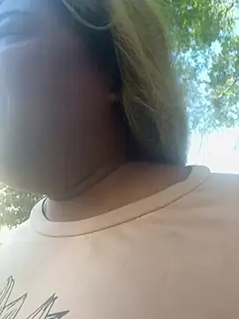 Snapshot of JCCaramelbarbie1 chatting on March 6, 2026, 2:35 pm JCCaramelbarbie1 online show from March 6, 2026, 2:35 pm