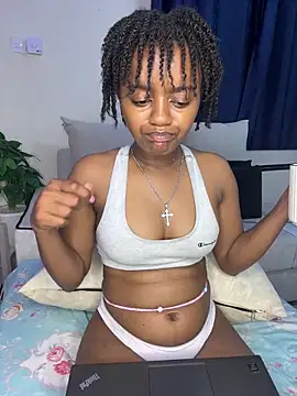 Snapshot of Doublefreaks chatting on November 5, 2025, 11:27 pm Doublefreaks online show from November 5, 2025, 11:27 pm