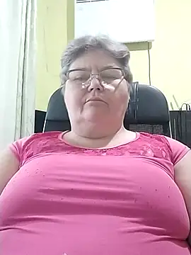 Snapshot of AlenushkaGold chatting on October 1, 2025, 9:48 am AlenushkaGold online show from October 1, 2025, 9:48 am