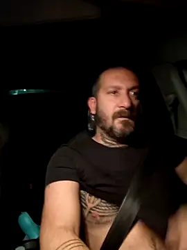 teddy79good online show from October 23, 2025, 4:01 am