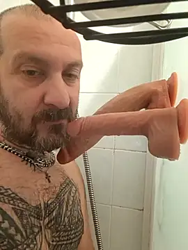 Snapshot of teddy79good chatting on December 22, 2025, 5:10 pm teddy79good online show from December 22, 2025, 5:10 pm