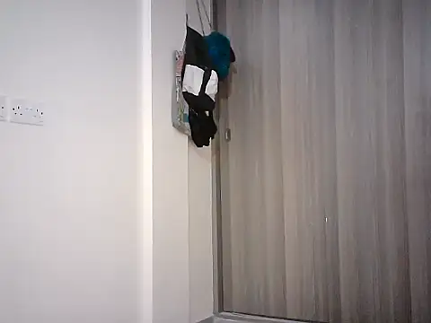 Star Tower online show from December 13, 2025, 8:04 pm