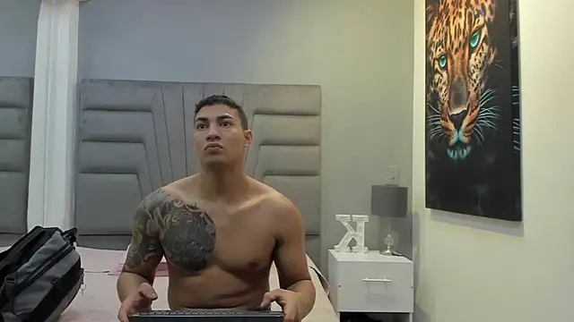 angel adamx online show from November 12, 2025, 3:07 am