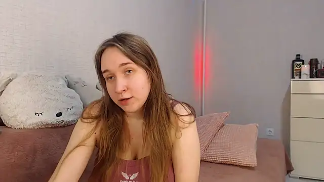 Snapshot of lovely_hayley chatting on February 6, 2025, 9:28 pm lovely hayley online show from February 6, 2025, 9:28 pm