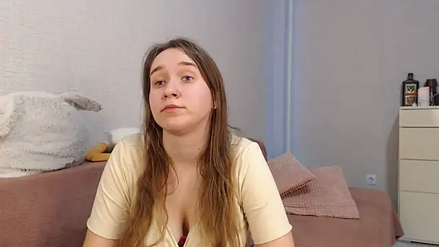 Snapshot of lovely_hayley chatting on March 1, 2025, 11:37 pm lovely hayley online show from March 1, 2025, 11:37 pm