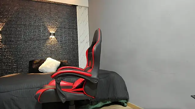 taurus boy1 online show from November 21, 2025, 11:42 am