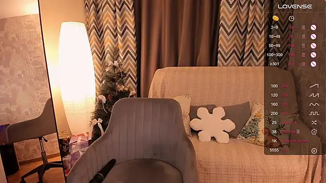 LanaBlu  online show from December 20, 2024, 11:43 am