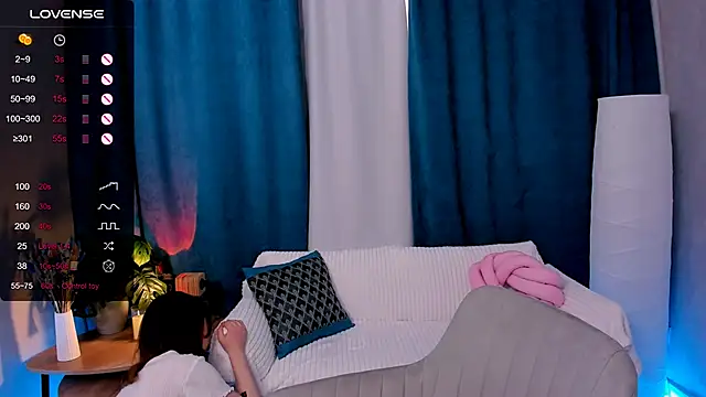 LanaBlu  online show from March 2, 2026, 8:43 am