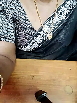 Aishu-tamil09 online show from January 9, 2026, 6:49 am