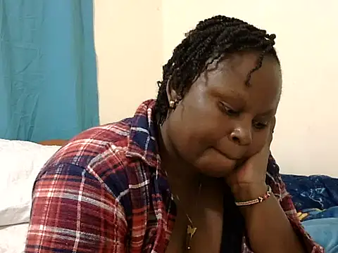 Snapshot of Pretty_lilly02 chatting on February 21, 2026, 8:43 pm Pretty lilly02 online show from February 21, 2026, 8:43 pm