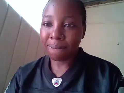 Queen loveer online show from March 15, 2025, 9:09 am