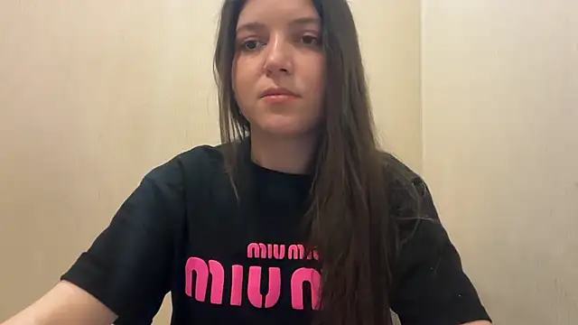 Snapshot of Lina_Most chatting on November 25, 2025, 9:15 pm Lina Most online show from November 25, 2025, 9:15 pm