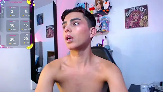 Snapshot of OwenBluee chatting on February 2, 2026, 12:26 pm OwenBluee online show from February 2, 2026, 12:26 pm