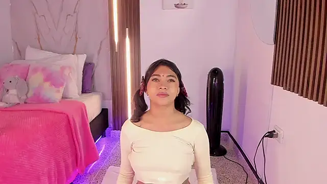 Snapshot of mia_six66 chatting on October 12, 2025, 11:53 am mia six66 online show from October 12, 2025, 11:53 am