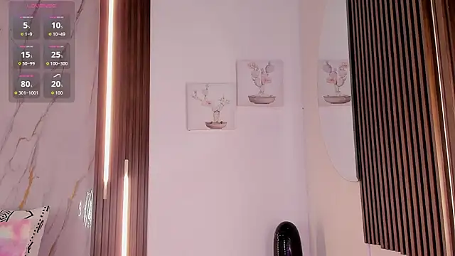 Snapshot of mia_six66 chatting on November 29, 2025, 11:57 am mia six66 online show from November 29, 2025, 11:57 am