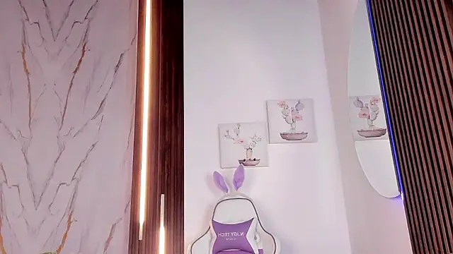 mia six66 online show from January 13, 2026, 12:10 pm