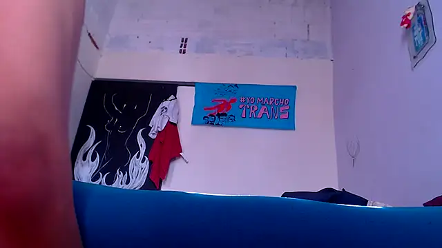 Zafiro subversiva online show from February 21, 2026, 8:32 pm