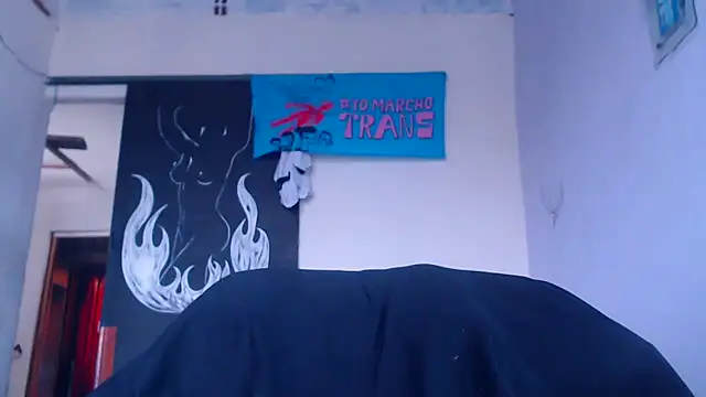 Zafiro subversiva online show from March 18, 2026, 2:31 pm